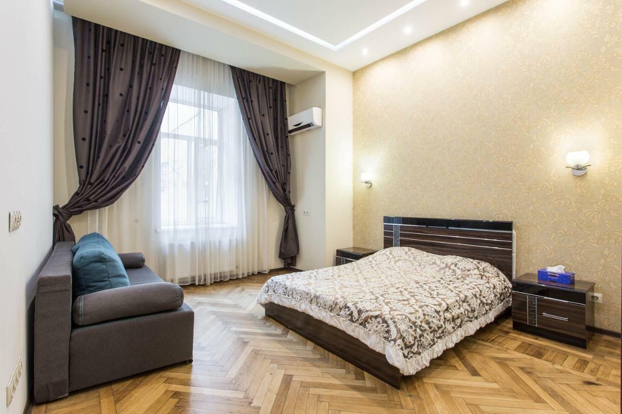 Odessa 3Bedroom Deribas Apartment Dış mekan fotoğraf